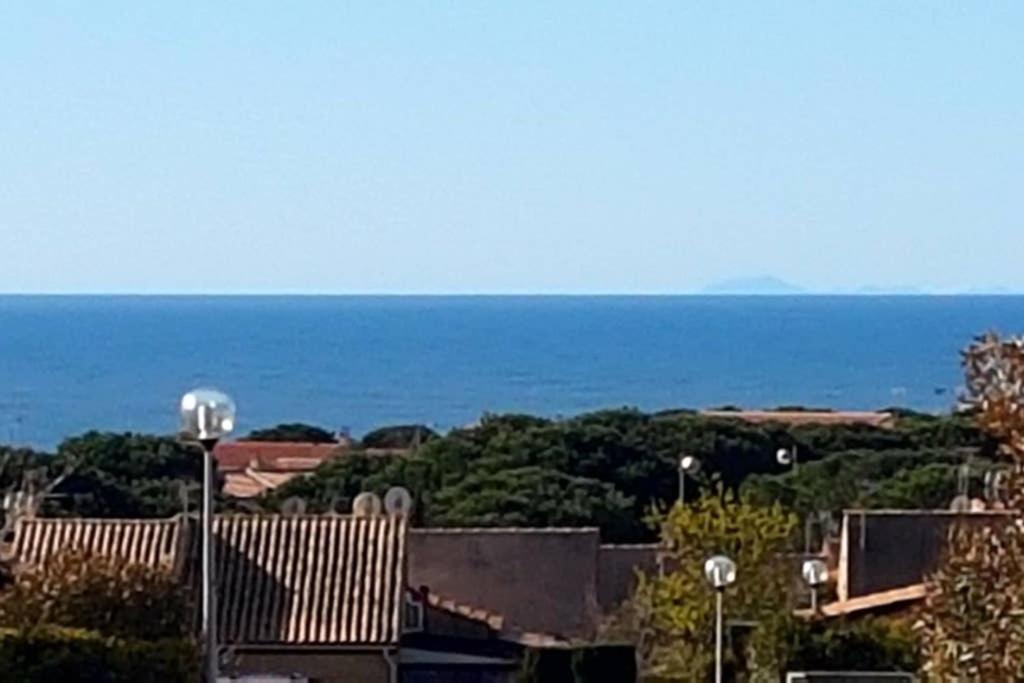 Cros Mer Et Piscine Saint-Pierre-la-Mer  エクステリア 写真